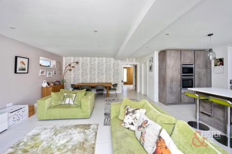 Benett Drive , 59-025.jpg