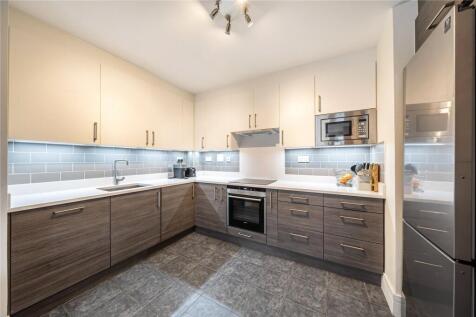 Reception/Kitchen
