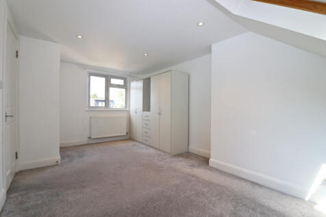 Kingsmead Avenue, Surbiton photo 5