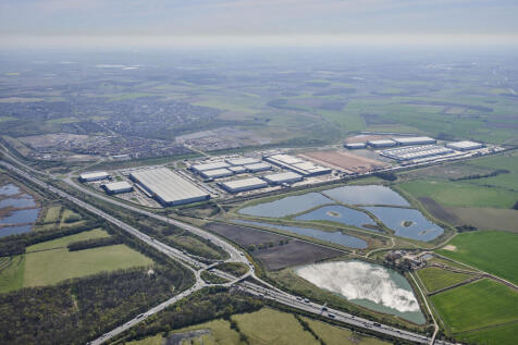 Distribution Warehouse to rent Image 3