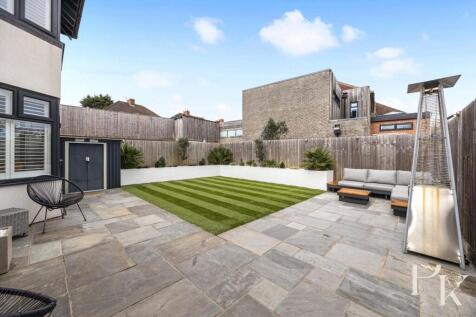 Woodland Drive, Marsh House-035.jpg