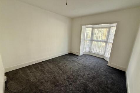 Front Double Bedroom