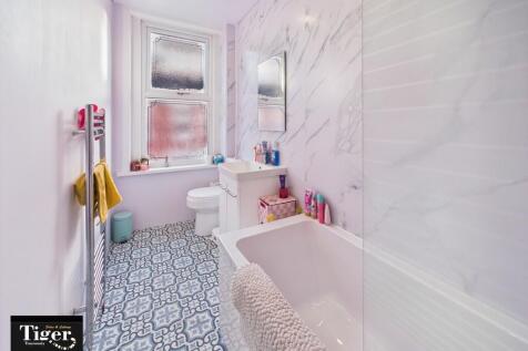 CAM02176G0-PR0778...