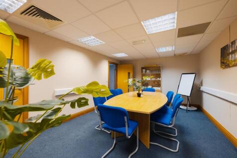 Oaktree Business Centre-33.jpg