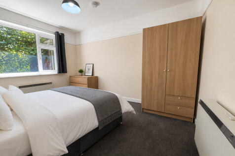 Preston Grove, Yeovil photo 3