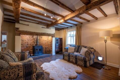 Snug Additional Photograph