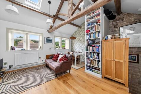LIVING ACCOMODATION