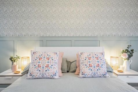 1313342-5-685ad43...