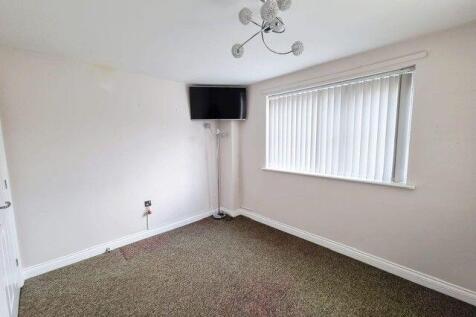Samian Close, Worksop photo 3