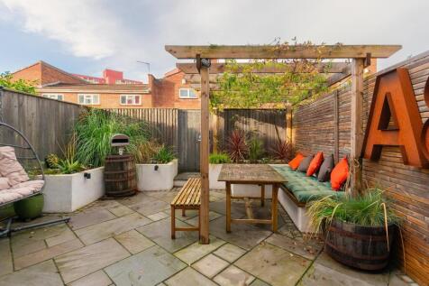 0B6ALH - External G.jpg