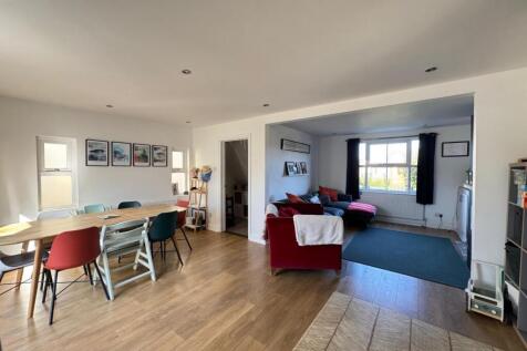 WhatsApp Image 2025-09-29 at 11.36.53_7b13dbc5.jpg