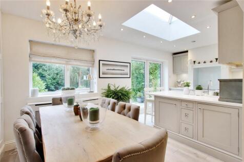 Kitchen/Breakfast Rm