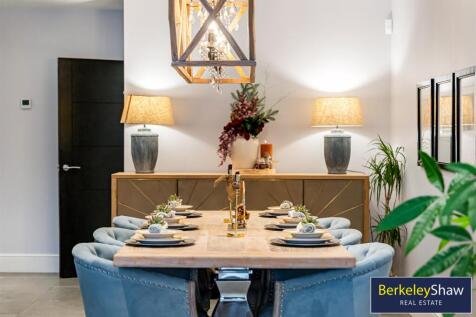 Kitchen/Living/Dining