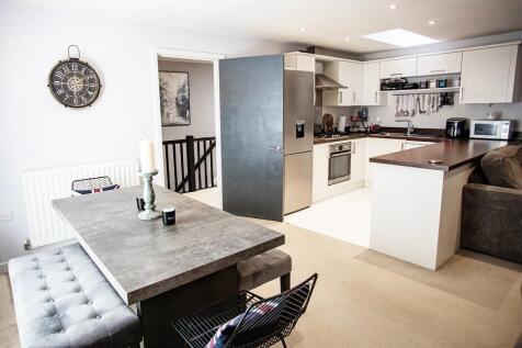Kitchen/dining area