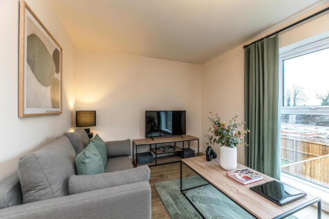 2 Chateau Mews 00...