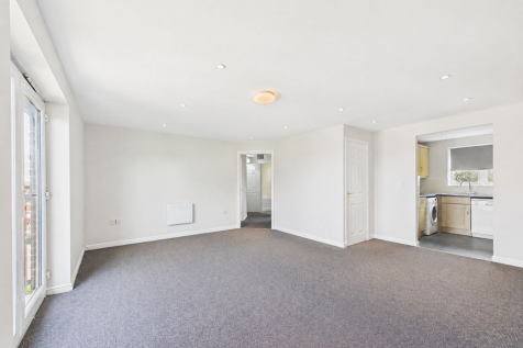 Persimmon Gardens, Cheltenham, GL51 photo 3