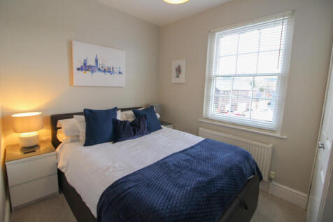 Grade II Listed Character Townhouse