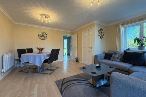 Living/Diningroom (2)