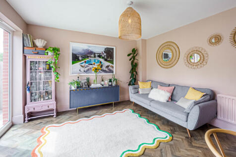 Kitchen/dining ro...