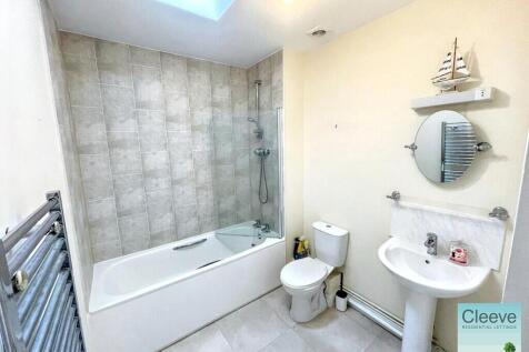 Maxwell Place, Bishops Cleeve photo 4