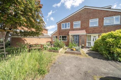 Wantage, OX12 - property photo