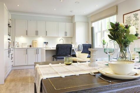 Kitchen/ Dining
