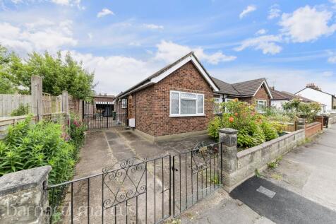 Epsom, KT17 - property photo