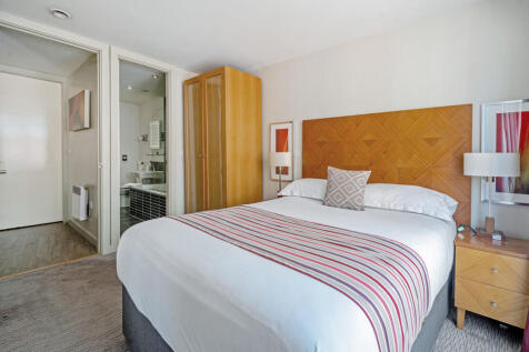 1301927-2-683dec7...