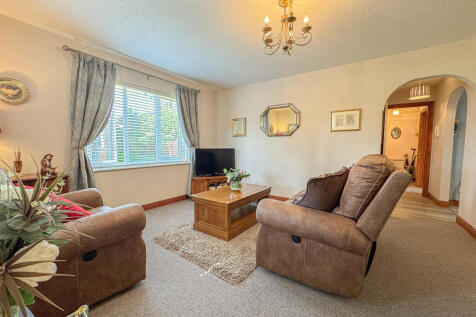 Hereford, HR4 - property photo
