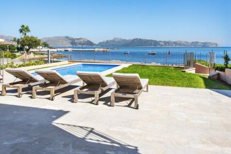 Swimming Pool views 