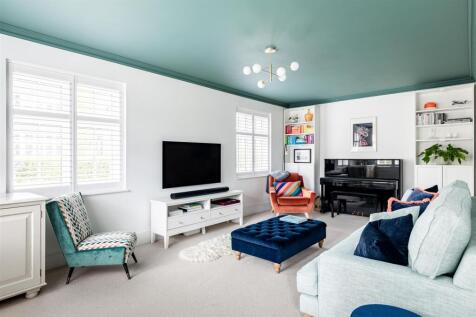 35 Aster Way-13.jpg