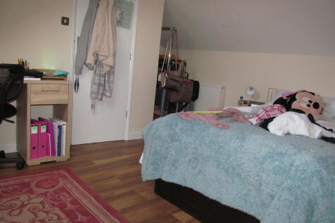 Wokingham Road, Reading, Berkshire, RG6 photo 5