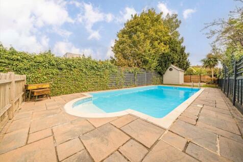 Property Image 9