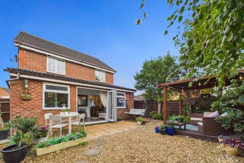 CAM01995G0-PR0365-STILL029