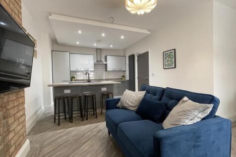 2-bed house on Arthur Street, Loughborough, £1,343/mo