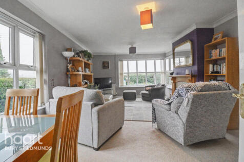 Bury St Edmunds, IP30 - property photo