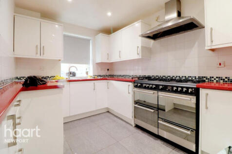 Oystermouth Way, Newport photo 3