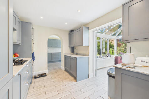 Marbull Way, Warfield, Bracknell, Berkshire, RG42 photo 4