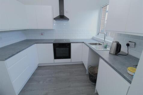 Kitchen.JPG