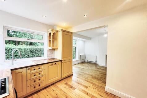 Holly Beck, Monk Bridge Terrace, Meanwood, Leeds, West Yorkshire photo 4