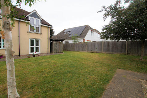 Rear Communal Gardens