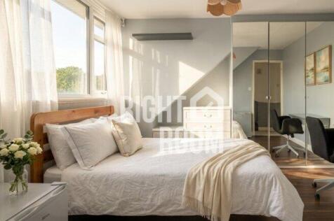 d-room-1-12-chrisdory-road-bn41-2wq-1064672
