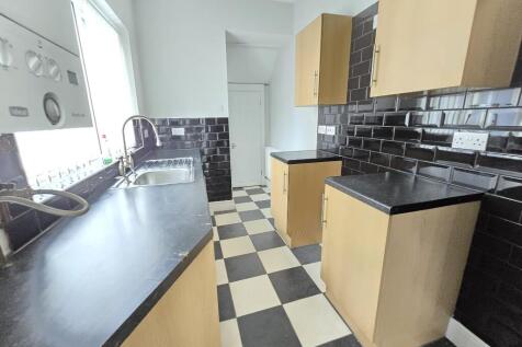 St. Bernard Road, Stockton-On-Tees, Durham, TS18 photo 5