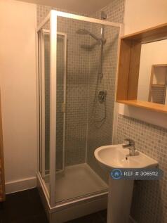 Ensuite - Bedroom 4