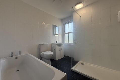 Gordon Terrace, Rochester, Kent, ME1 1SB photo 5