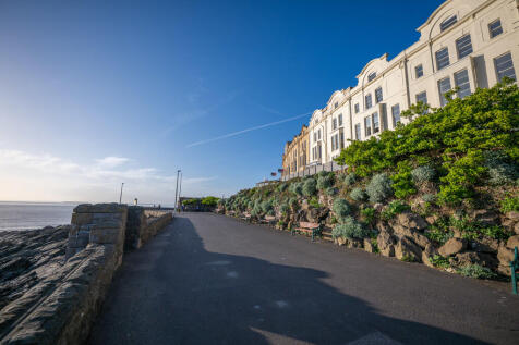 Exterior &amp; co...