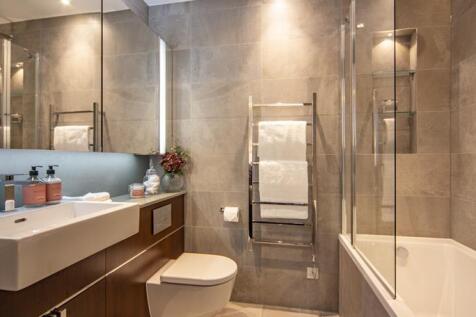 39 Thornes House Pic 8.jpg