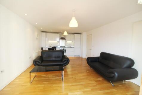 Living/kitchen area
