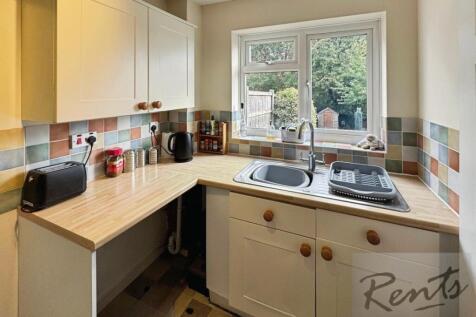 Yew Tree Rise, Pinewood, Ipswich, IP8 photo 5