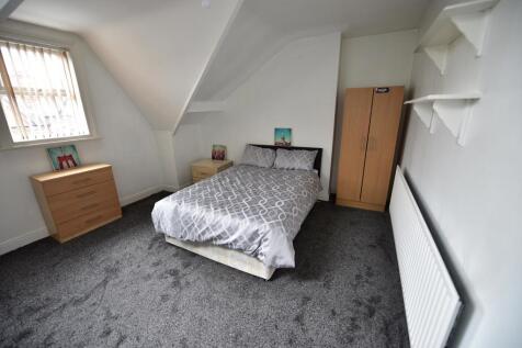 Chestnut Avenue, Hyde Park, Leeds LS6 1AZ photo 4